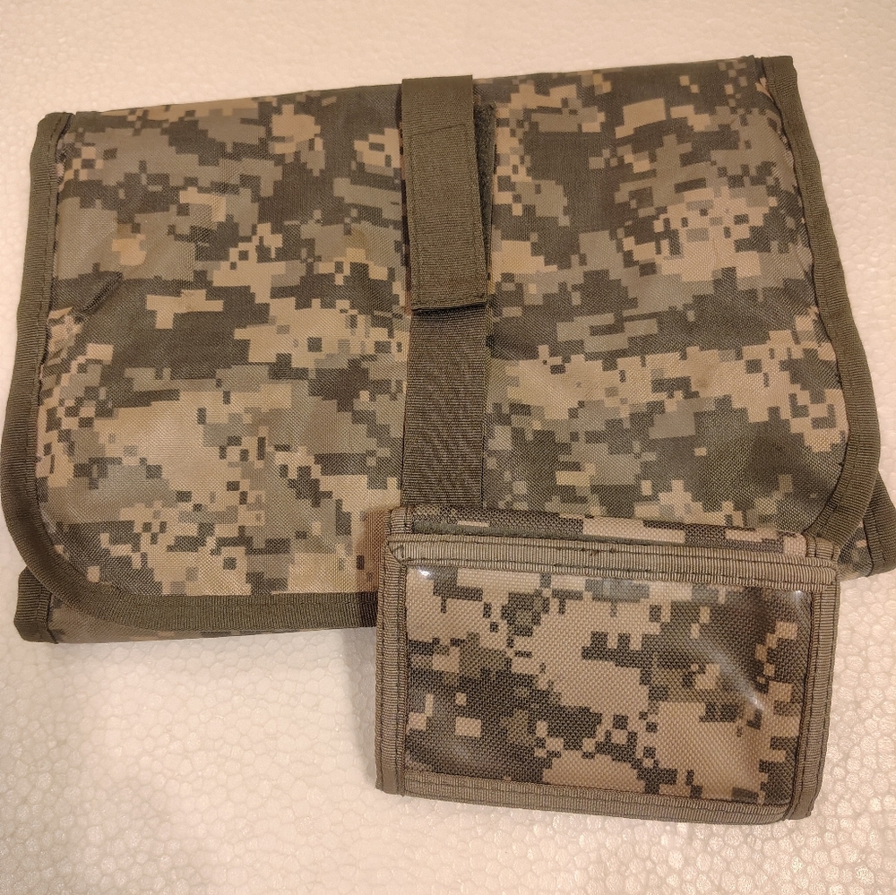 Camouflage Cosmetic Bag & Wallet